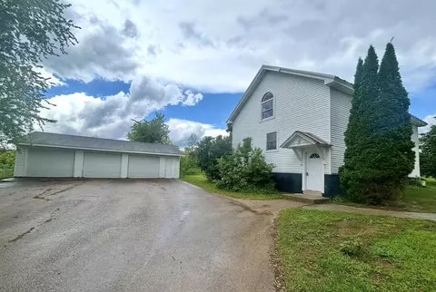 5305 County Road J, Oconto, WI 54153
