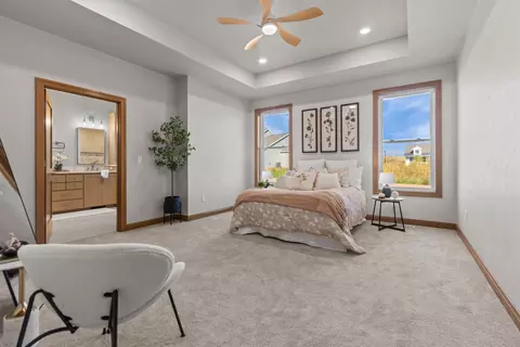 Bedroom - 266 E Sweetwater Way, Appleton, WI 54913 photo 2 of 10