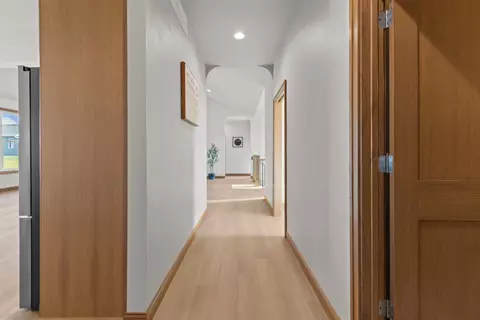 Entry Way - 266 E Sweetwater Way, Appleton, WI 54913 photo 4 of 7