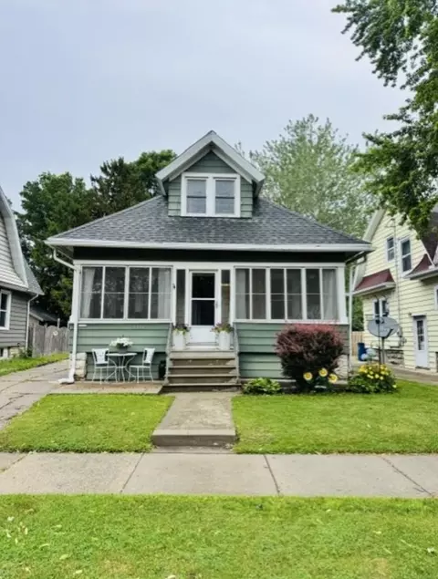 1314 Otter Ave, Oshkosh, WI 54901