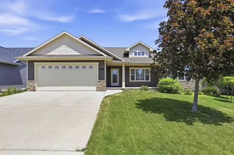 2948 Chrystella Dr, Menasha, WI 54952