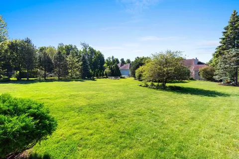 Exterior - 1900 E Orchard Blossom Dr, Appleton, WI 54915 photo 11 of 16