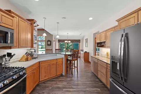 Kitchen - 1900 E Orchard Blossom Dr, Appleton, WI 54915 photo 4 of 6