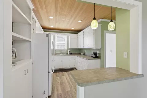 Kitchen - 1126 W Harris St, Appleton, WI 54914 photo 2 of 3