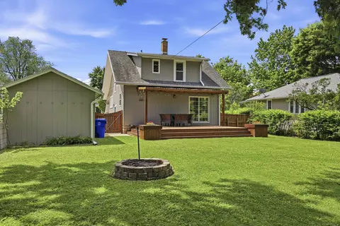 Exterior - 1126 W Harris St, Appleton, WI 54914 photo 6 of 9