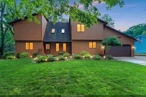 516 Eagle Ter, Green Bay, WI 54313