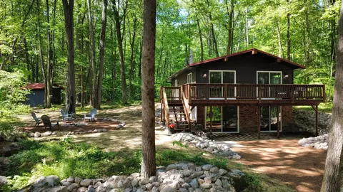 w2474 Tall Moon Road, Keshena, WI 54135