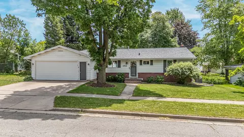 1511 W Lindbergh St, Appleton, WI 54914