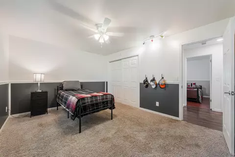 Bedroom - 1511 W Lindbergh St, Appleton, WI 54914 photo 4 of 6