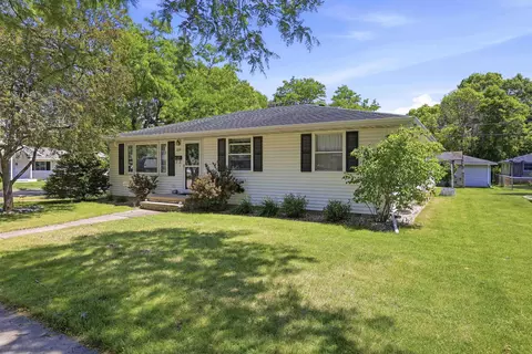 229 Paul Dr, Kimberly, WI 54136