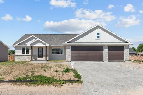 N3975 Deere Drive, Kaukauna, WI 54130