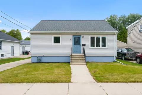 1014 24th St, Two Rivers, WI 54241
