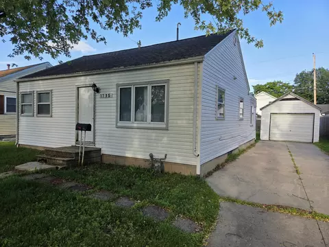 1735 11th Ave, Green Bay, WI 54304