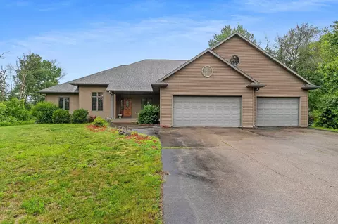 n5795 Edgewood Road, Shawano, WI 54166
