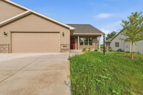 340 Twilight Trl, Fond Du Lac, WI 54937
