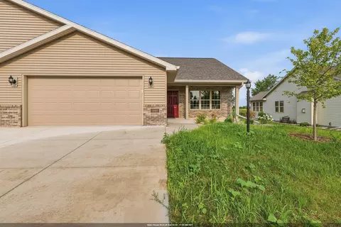 340 Twilight Trl, Fond Du Lac, WI 54937