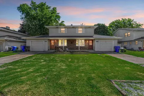706 N Hawthorne Dr, Appleton, WI 54915