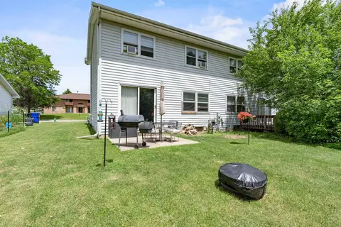 Exterior - 1633 W Weiland Ln, Appleton, WI 54914 photo 8 of 8