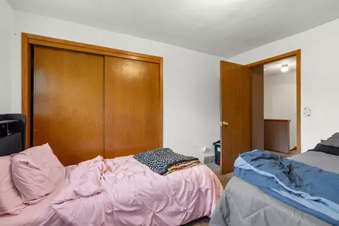 Bedroom - 1633 W Weiland Ln, Appleton, WI 54914 photo 6 of 8