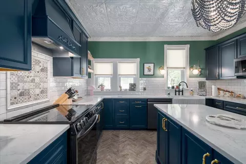 Kitchen - 199 E Park Ave, Berlin, WI 54923 photo 2 of 6