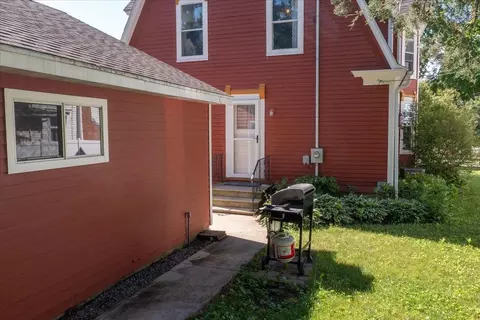 Exterior - 199 E Park Ave, Berlin, WI 54923 photo 5 of 14