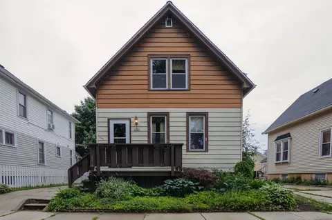 1341 Bluff Ave, Sheboygan, WI 53081