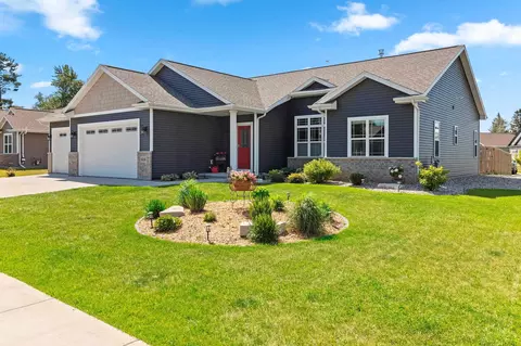 606 W 3rd St, Shawano, WI 54166