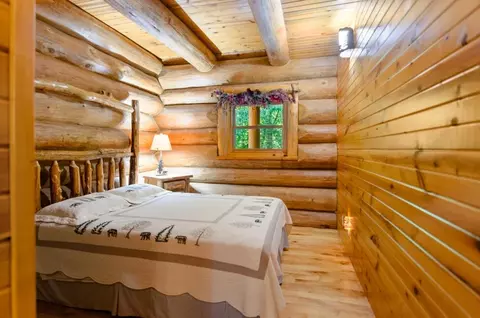 Bedroom - 6046 E Stiles Tower Rd, Abrams, WI 54101 photo 1 of 9