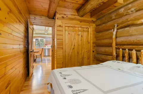 Bedroom - 6046 E Stiles Tower Rd, Abrams, WI 54101 photo 2 of 9