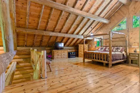 Bedroom - 6046 E Stiles Tower Rd, Abrams, WI 54101 photo 3 of 9