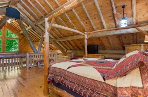 Bedroom - 6046 E Stiles Tower Rd, Abrams, WI 54101 photo 7 of 9