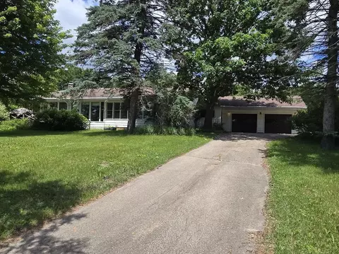 e4432 North Rail Road, Ogdensburg, WI 54962
