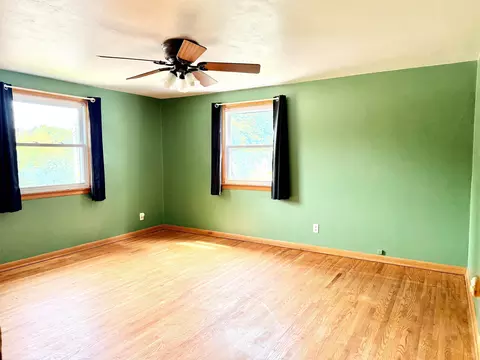 Bedroom - 619 E Byrd St, Appleton, WI 54911 photo 2 of 5