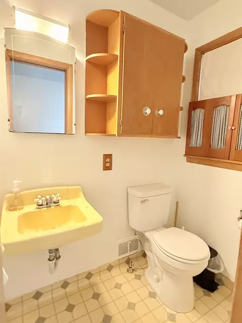 Bath - 619 E Byrd St, Appleton, WI 54911 photo 1 of 5