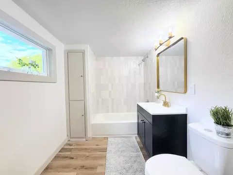 Bath - 1730 N Oneida St, Appleton, WI 54911 photo 3 of 4