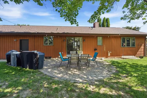 Exterior - 2025 W Harvest Dr, Appleton, WI 54914 photo 3 of 6