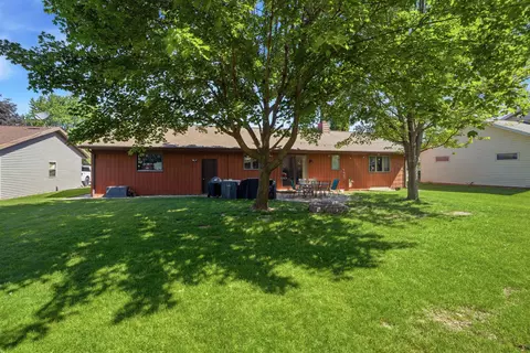 Exterior - 2025 W Harvest Dr, Appleton, WI 54914 photo 2 of 6