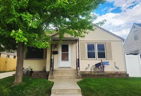 1430 S 19th St, Sheboygan, WI 53081