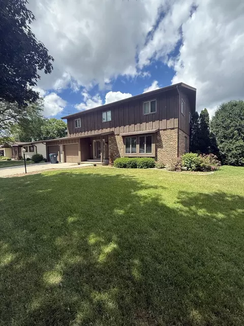 723 Ruggles St, Fond Du Lac, WI 54935
