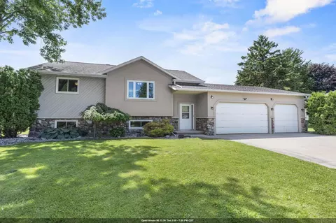 n469 Mayflower Road, Appleton, WI 54914