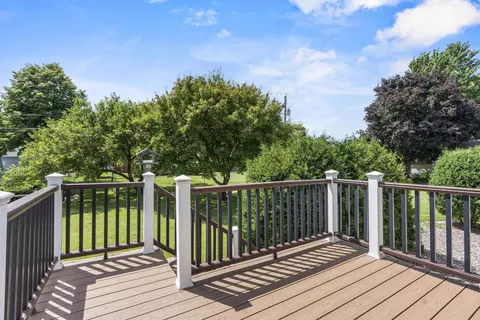 Exterior - n469 Mayflower Road, Appleton, WI 54914 photo 10 of 21