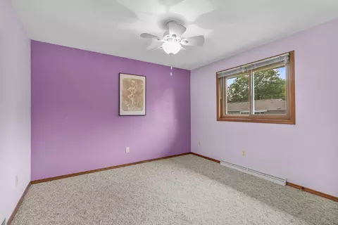 Bedroom - n469 Mayflower Road, Appleton, WI 54914 photo 1 of 8