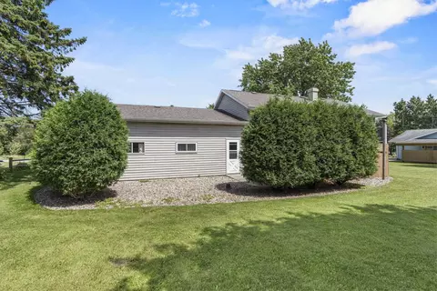 Exterior - n469 Mayflower Road, Appleton, WI 54914 photo 7 of 21