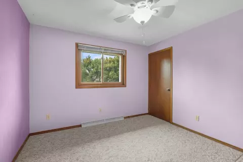 Bedroom - n469 Mayflower Road, Appleton, WI 54914 photo 2 of 8