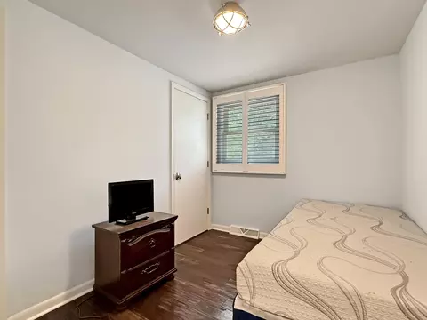 Bedroom - n2725 River Drive, Wallace, MI 49893 photo 3 of 5