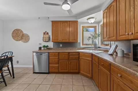Kitchen - 2213 N Bennett St, Appleton, WI 54914 photo 3 of 5
