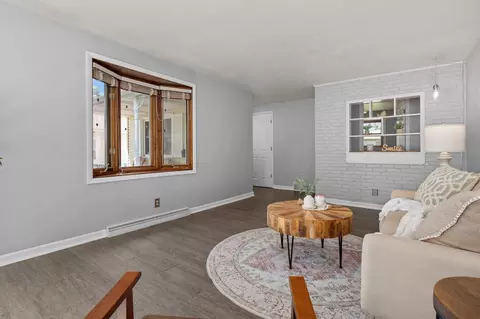 Living - 2213 N Bennett St, Appleton, WI 54914 photo 3 of 4