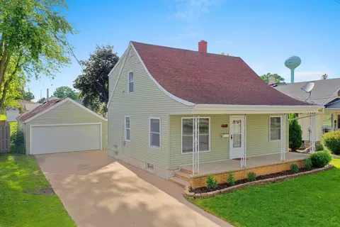 919 Madison St, Little Chute, WI 54140