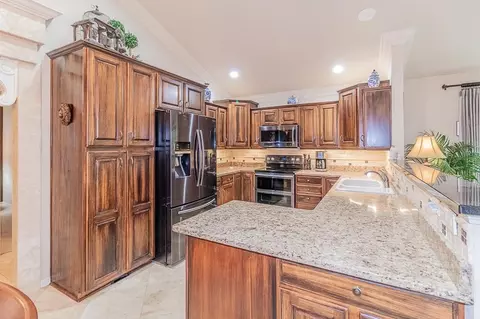 Kitchen - 4731 Westbrook Ct, Appleton, WI 54913 photo 1 of 6