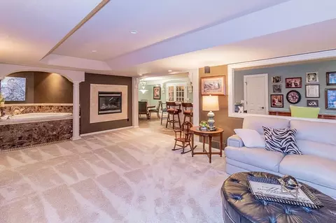 Living - 4731 Westbrook Ct, Appleton, WI 54913 photo 5 of 6